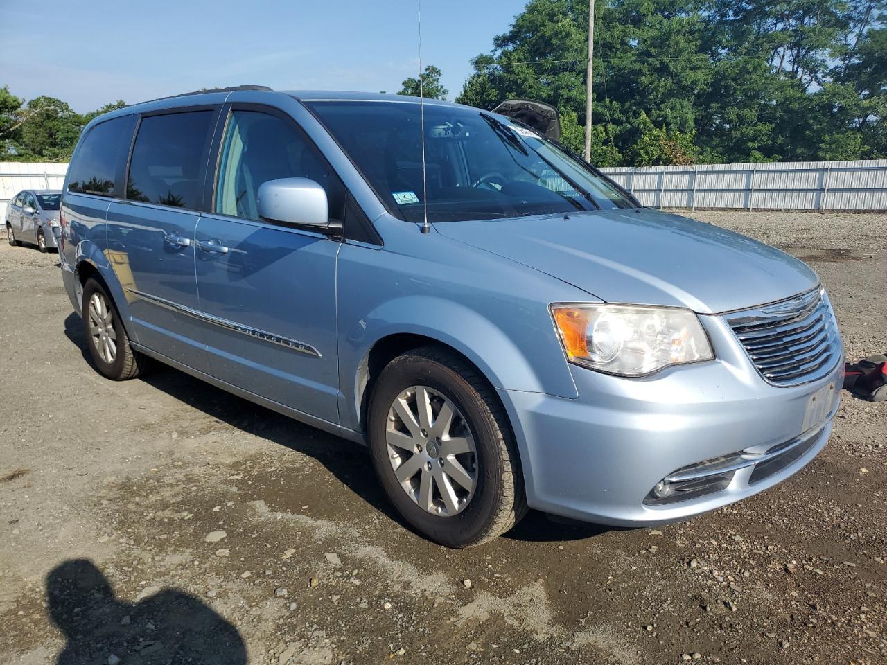 2013 Chrysler Town & Country Touring - Фото 4
