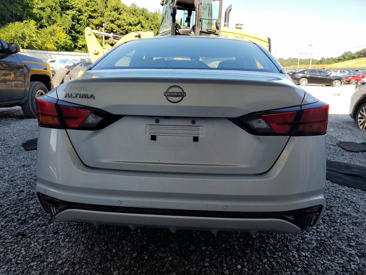 2024 Nissan Altima S - Image 6