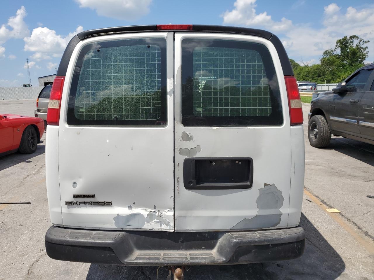 2008 Chevrolet Express G1500 - Фото 6