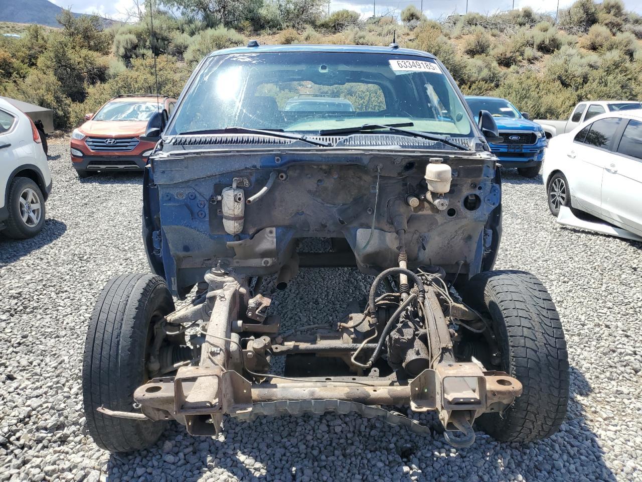 2004 Chevrolet Avalanche K2500 - Image 5