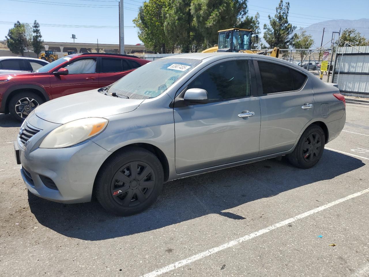 2013 Nissan Versa S