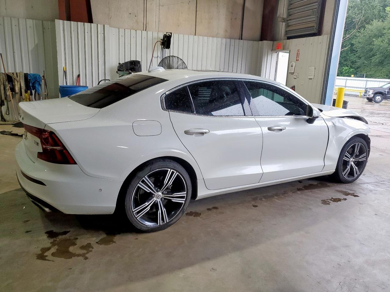 2021 Volvo S60 T5 Inscription - Фото 3