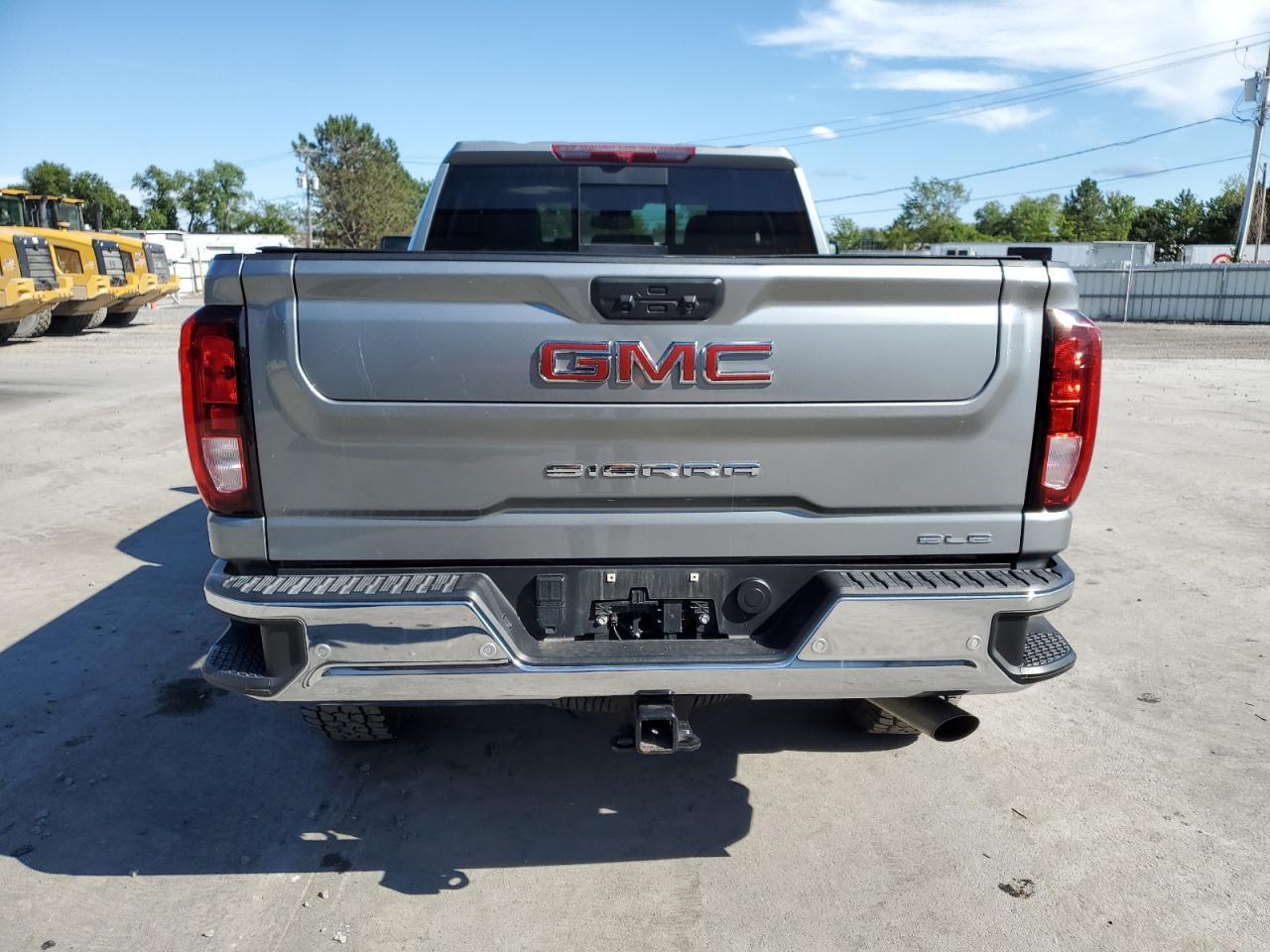 2024 GMC Sierra K2500 Sle - Image 6