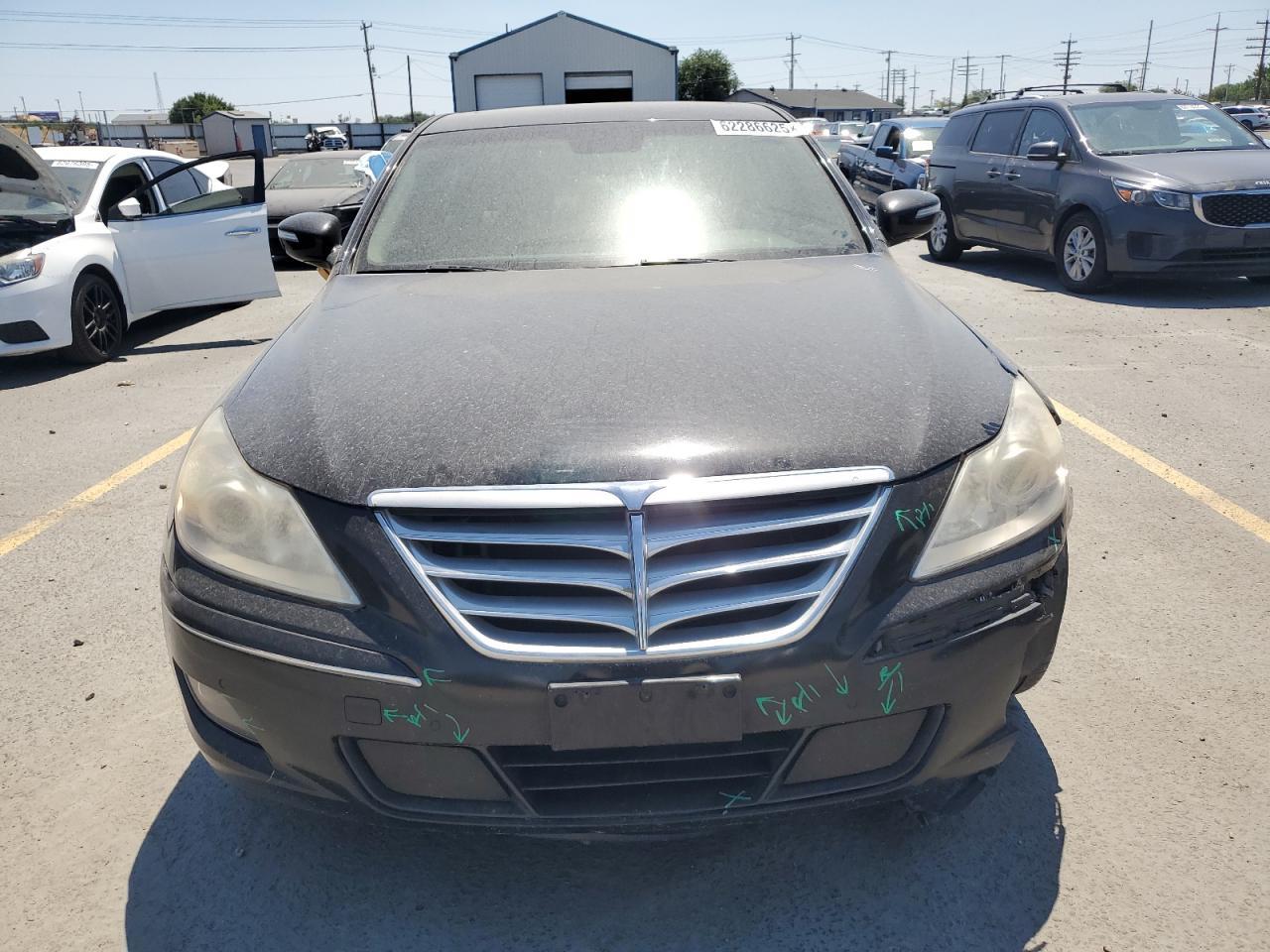 2011 Hyundai Genesis 4.6L - Image 5