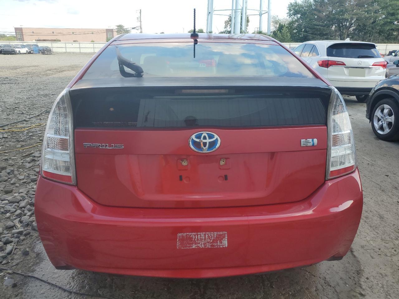 2010 Toyota Prius - Image 6