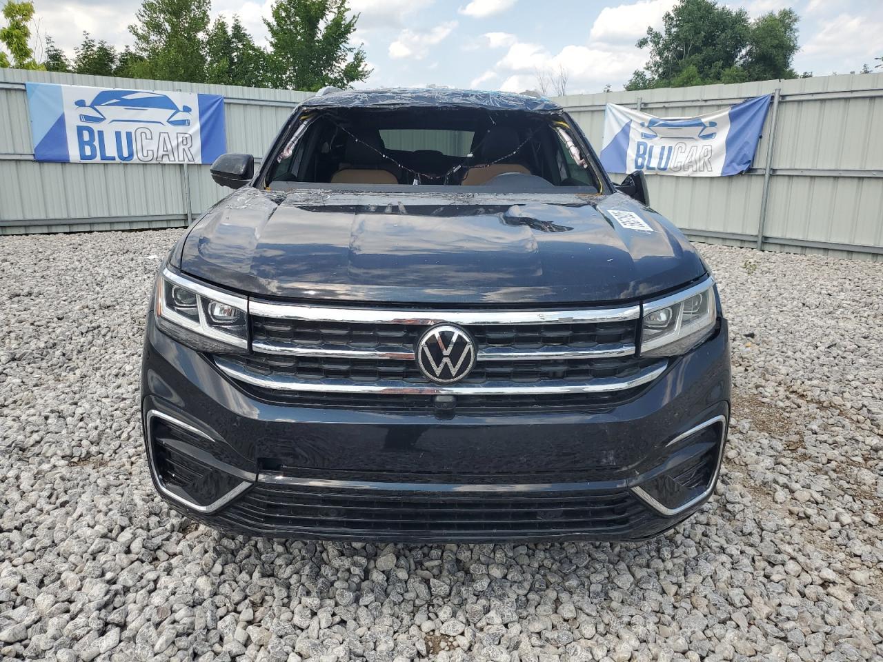 2022 Volkswagen Atlas Cross Sport Sel Premium R-Line - Image 5