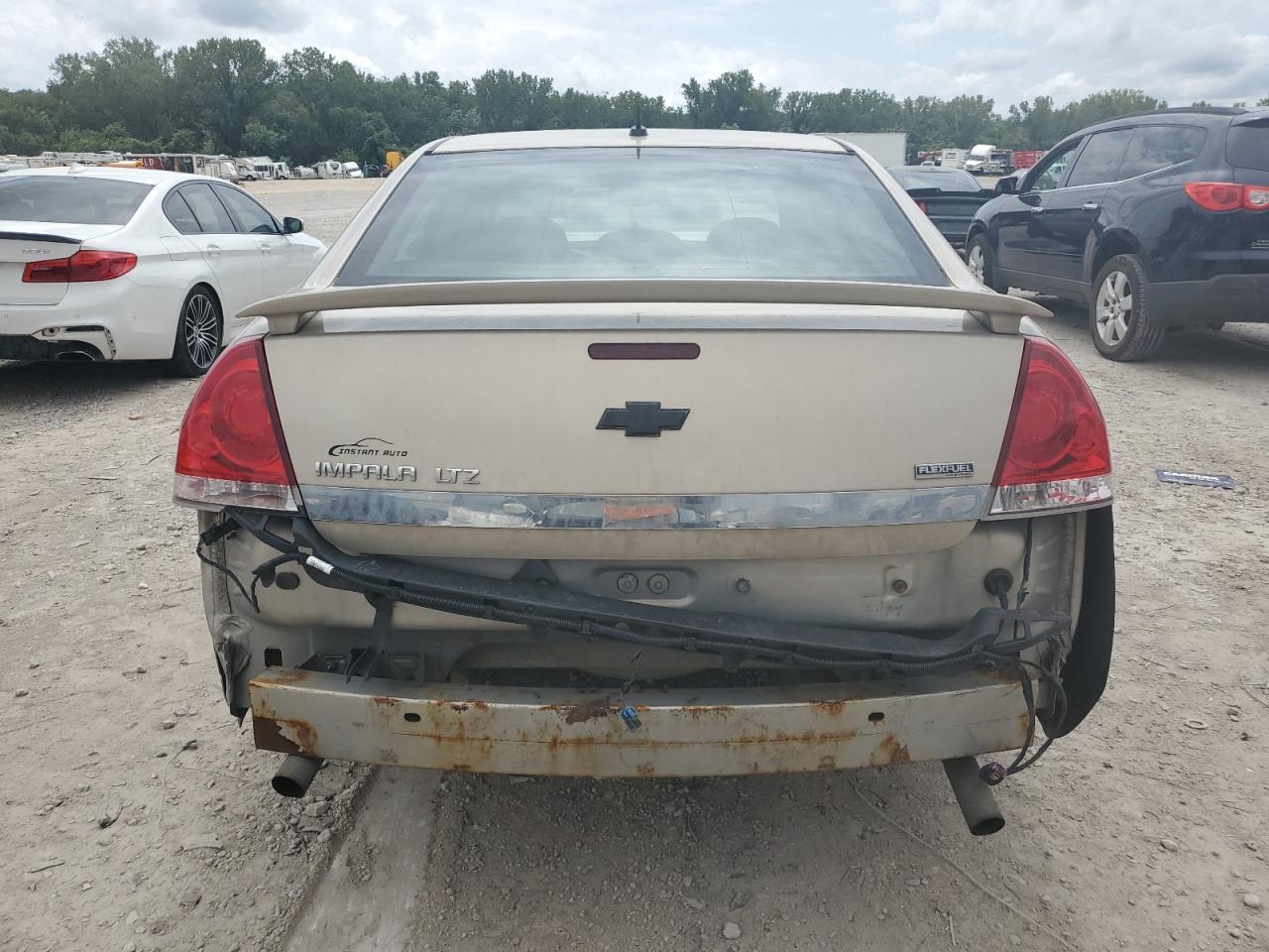 2010 Chevrolet Impala Ltz - Фото 6