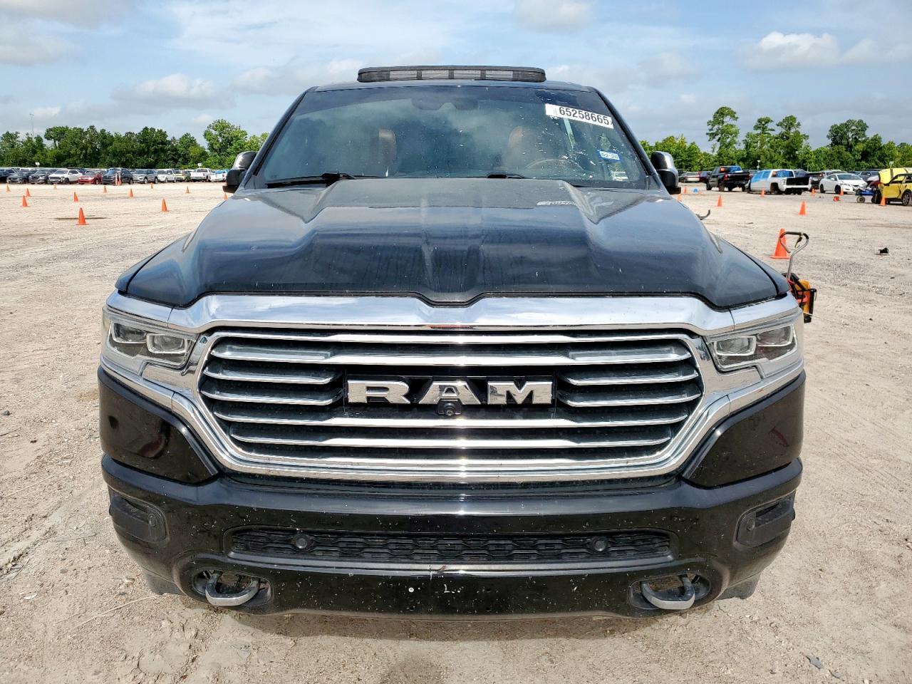 2022 Ram 1500 Longhorn - Фото 5
