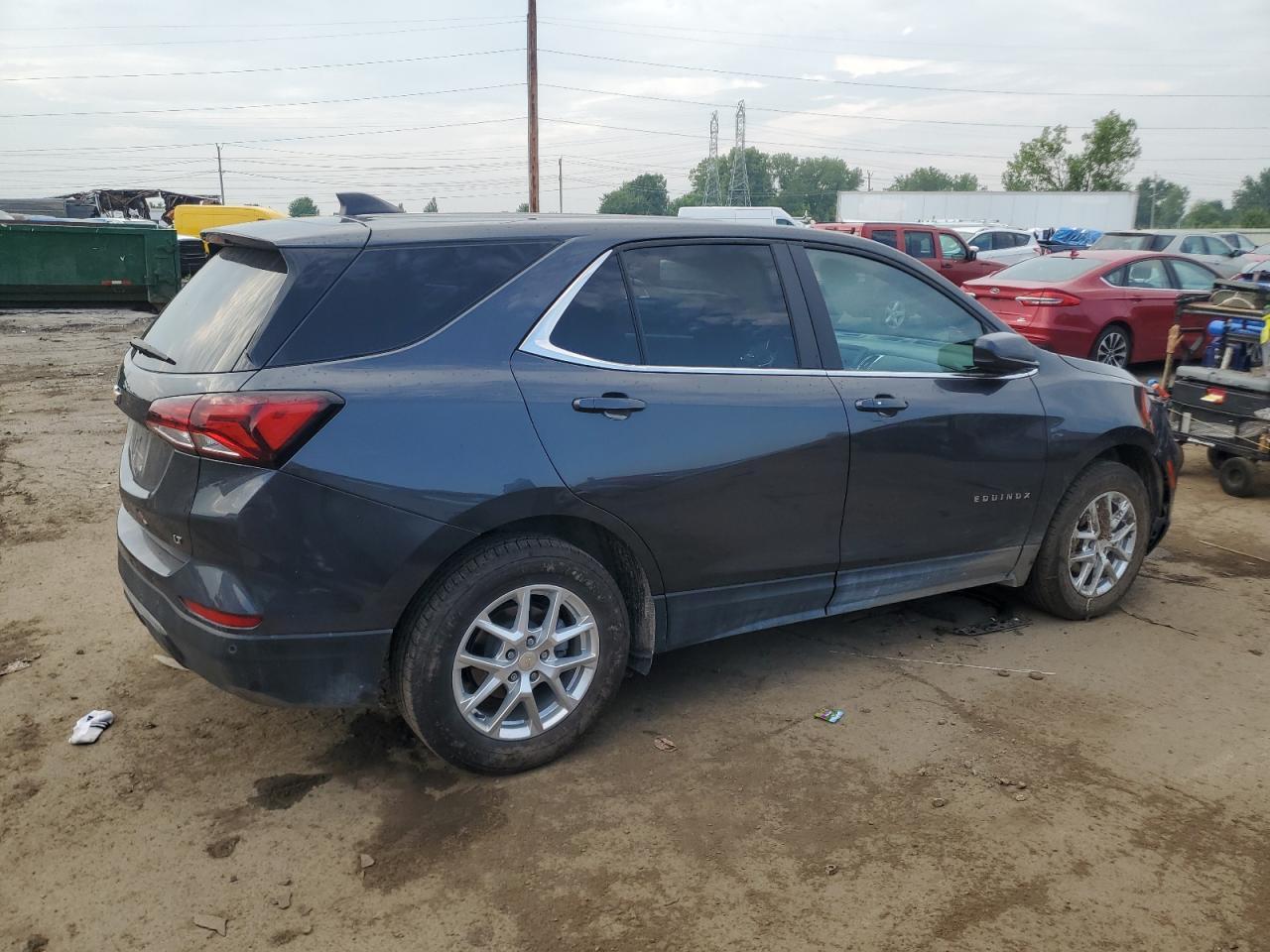 2022 Chevrolet Equinox Lt - Фото 3