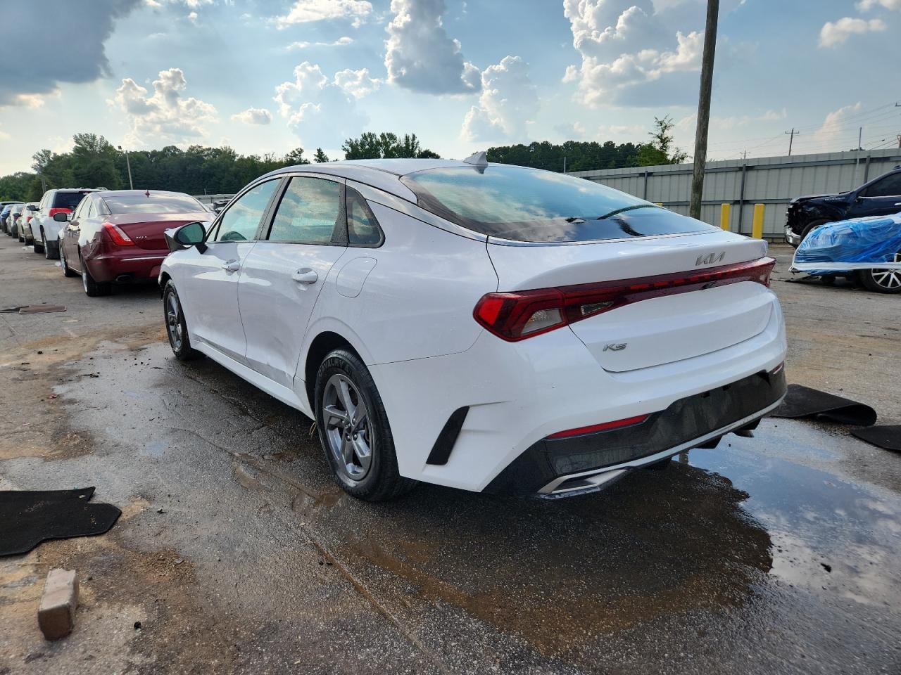 2022 Kia K5 Lxs - Image 2