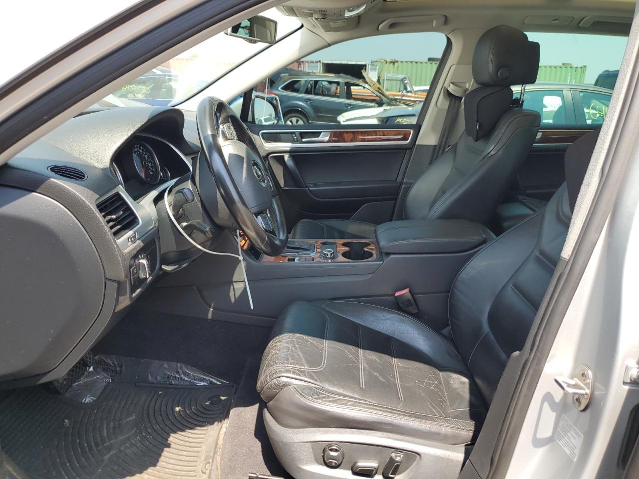 2012 Volkswagen Touareg V6 - Фото 7