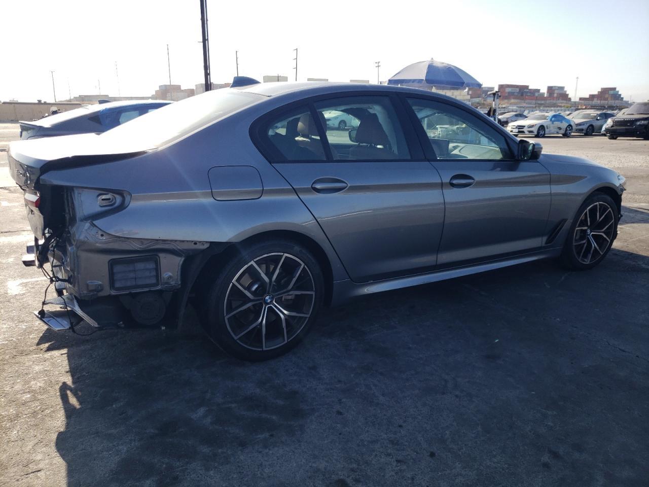 2022 BMW 540 I - Image 3