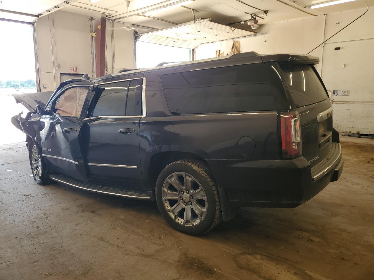 2016 GMC Yukon Xl Denali - Фото 2