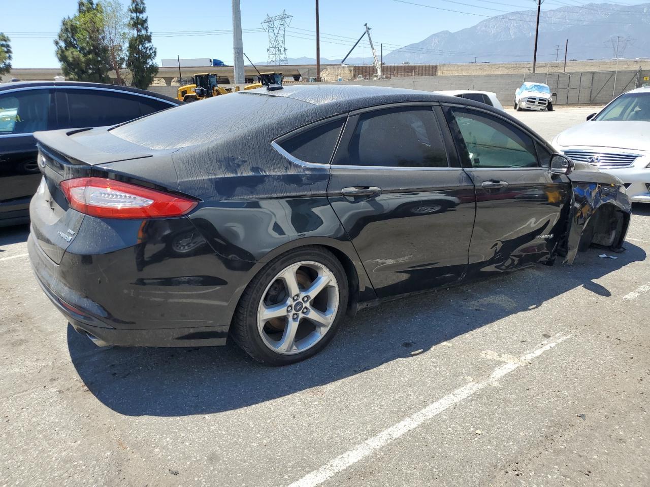 2014 Ford Fusion Se Hybrid - Image 3