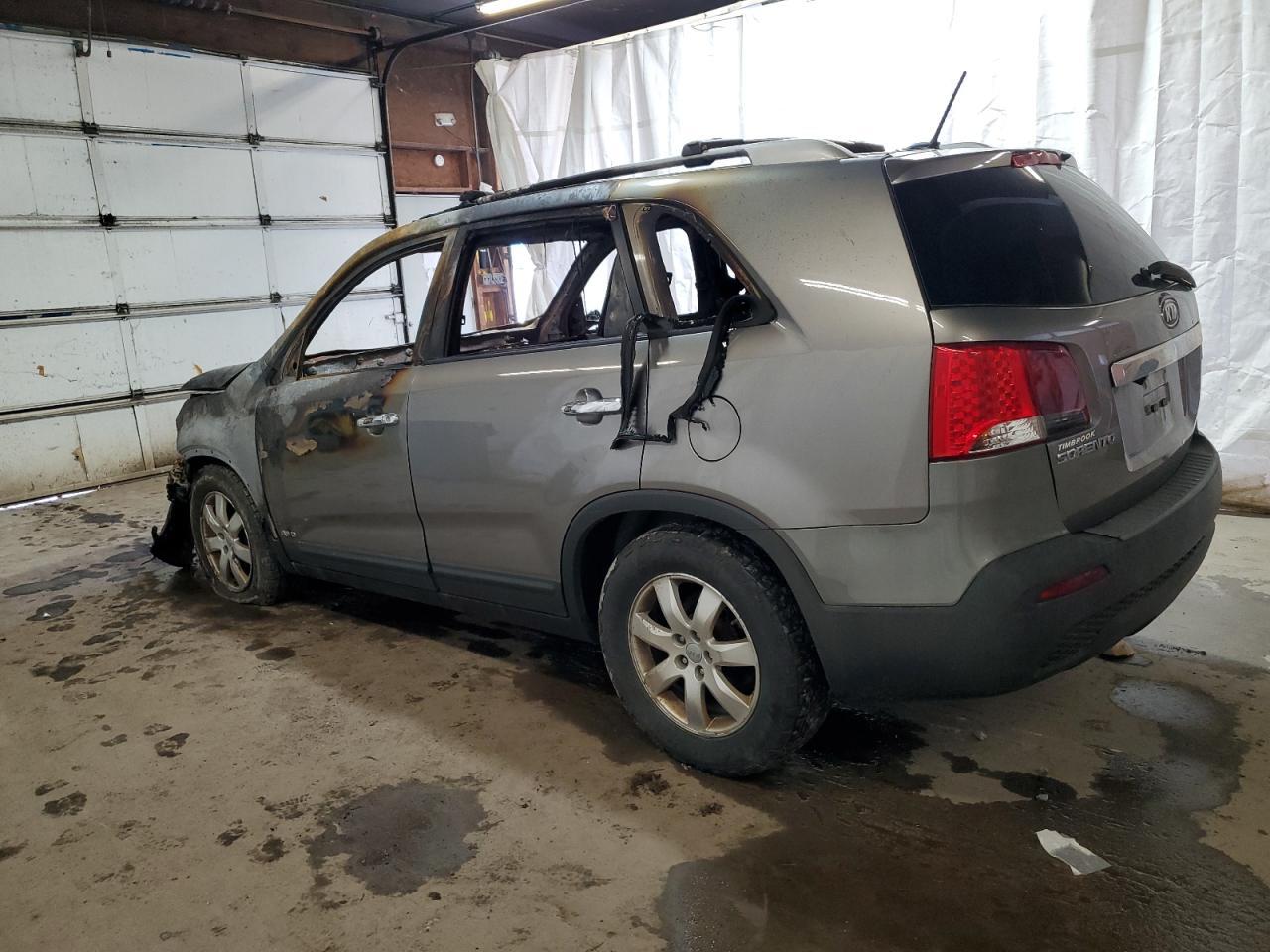 2012 Kia Sorento Base - Image 2