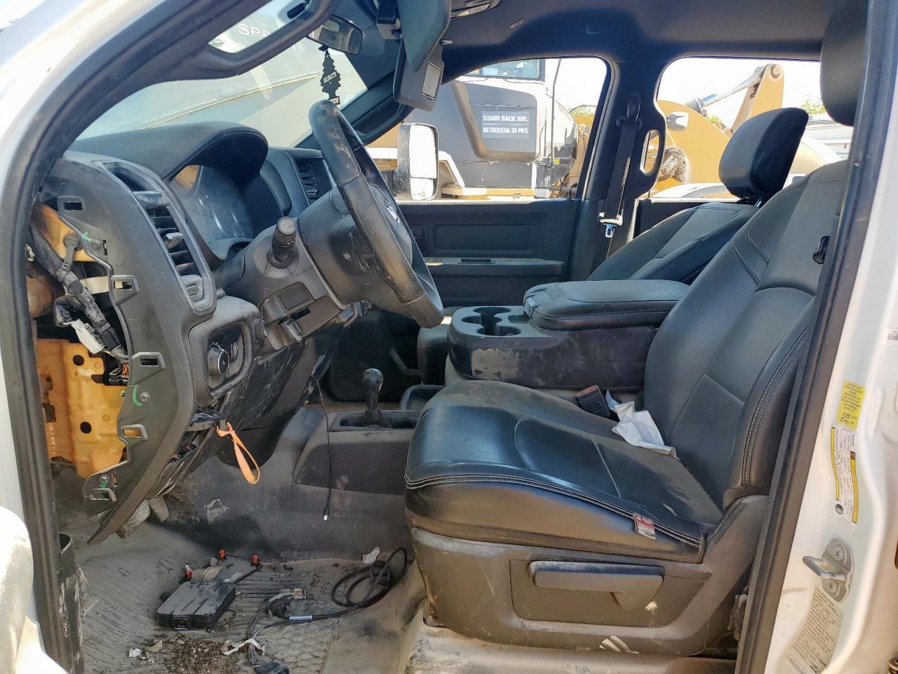 2022 Ram 2500 Tradesman - Фото 7