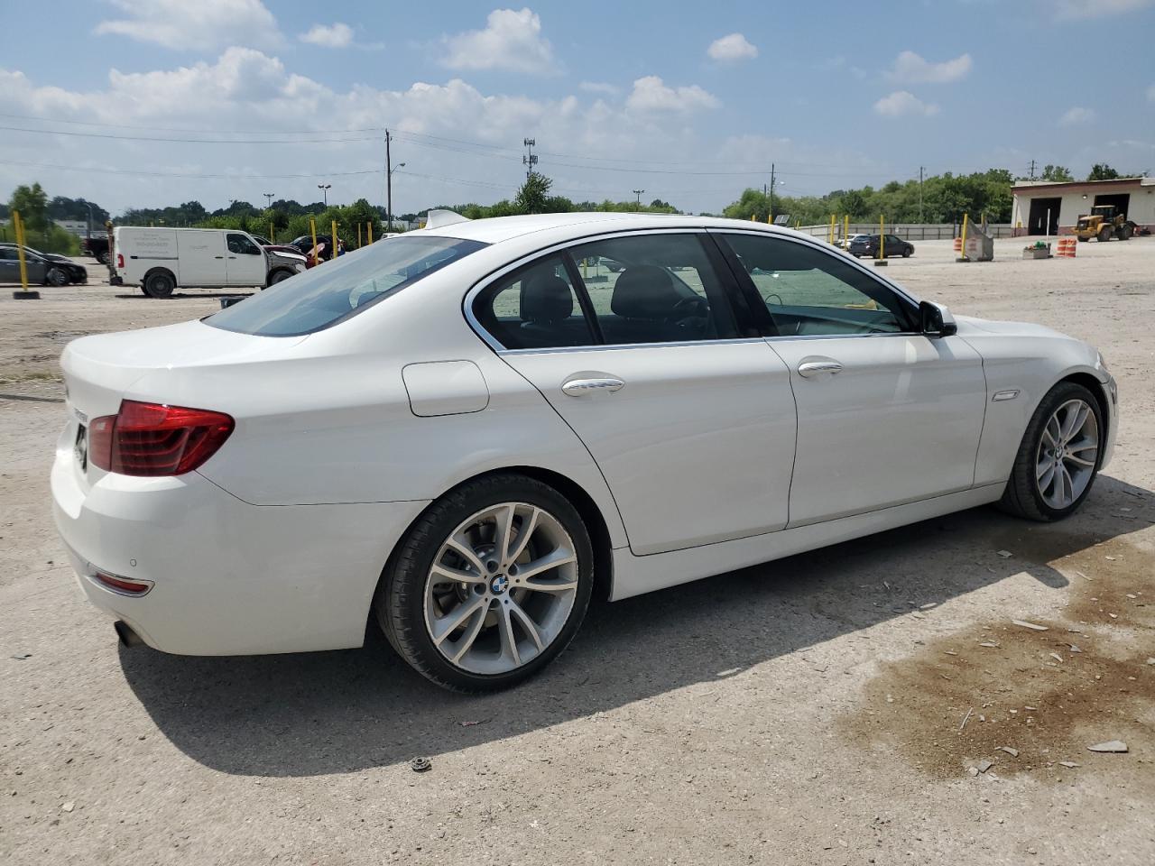 2014 BMW 535 Xi - Image 3