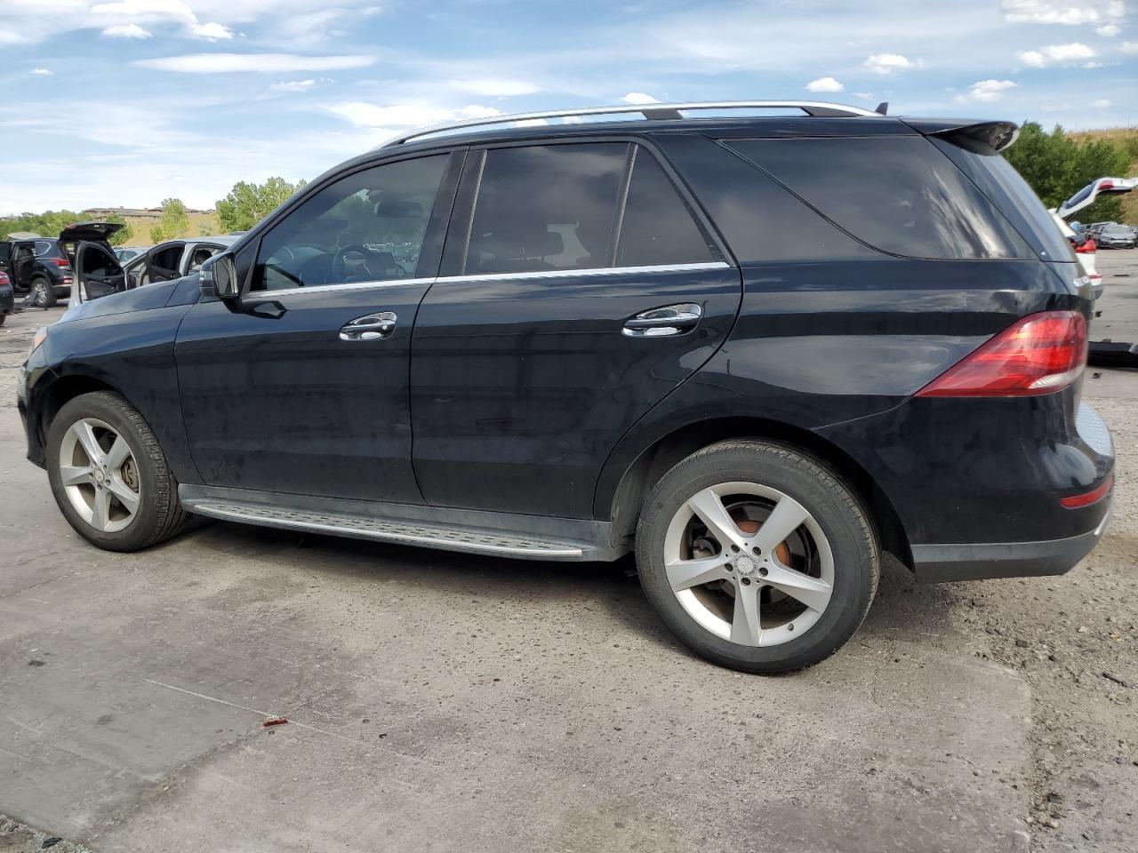 2016 Mercedes-Benz Gle 350 4Matic - Фото 2
