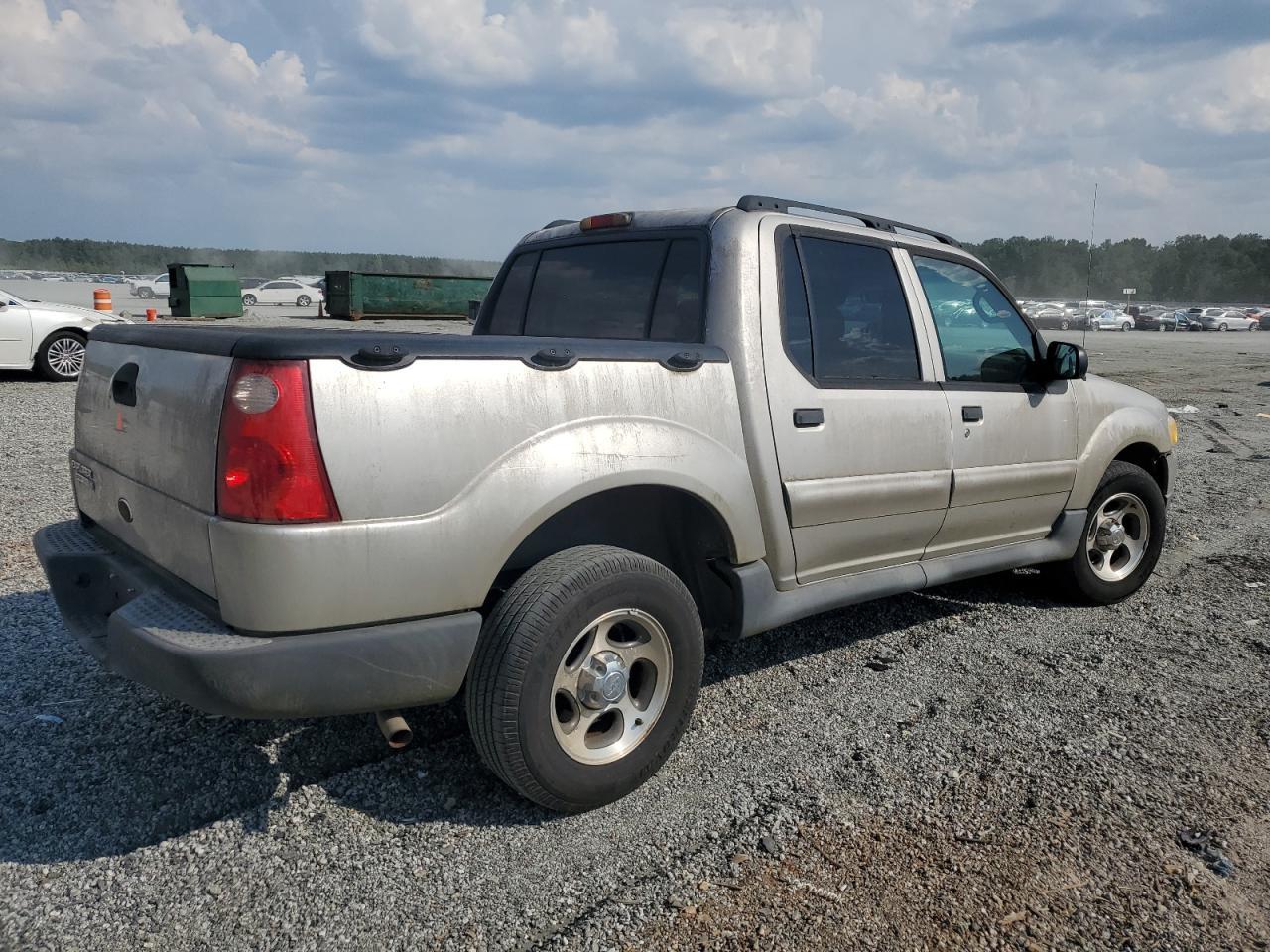 2005 Ford Explorer Sport Trac - Image 3