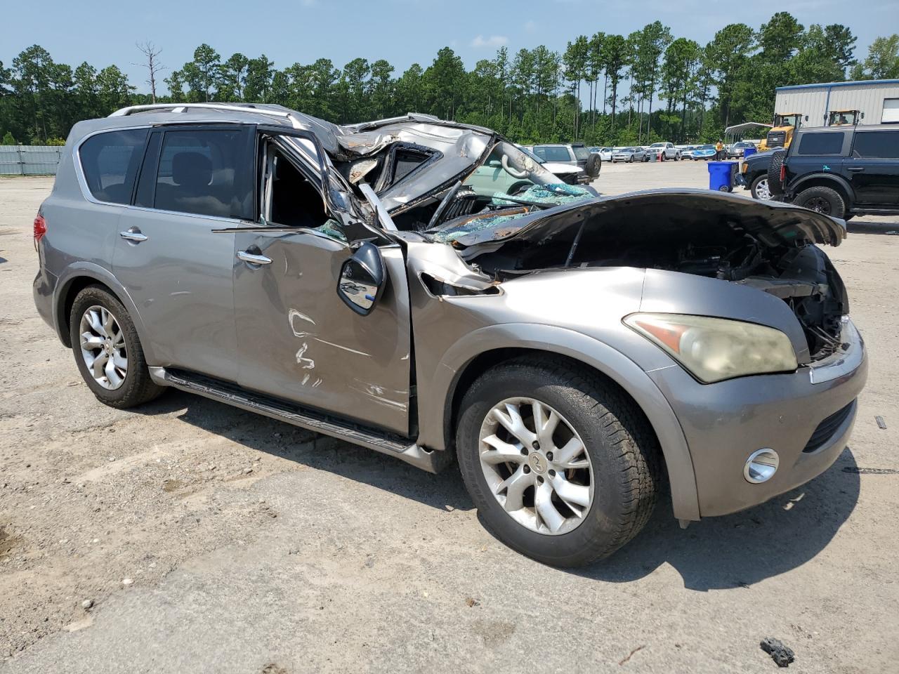 2011 Infiniti Qx56 - Image 4