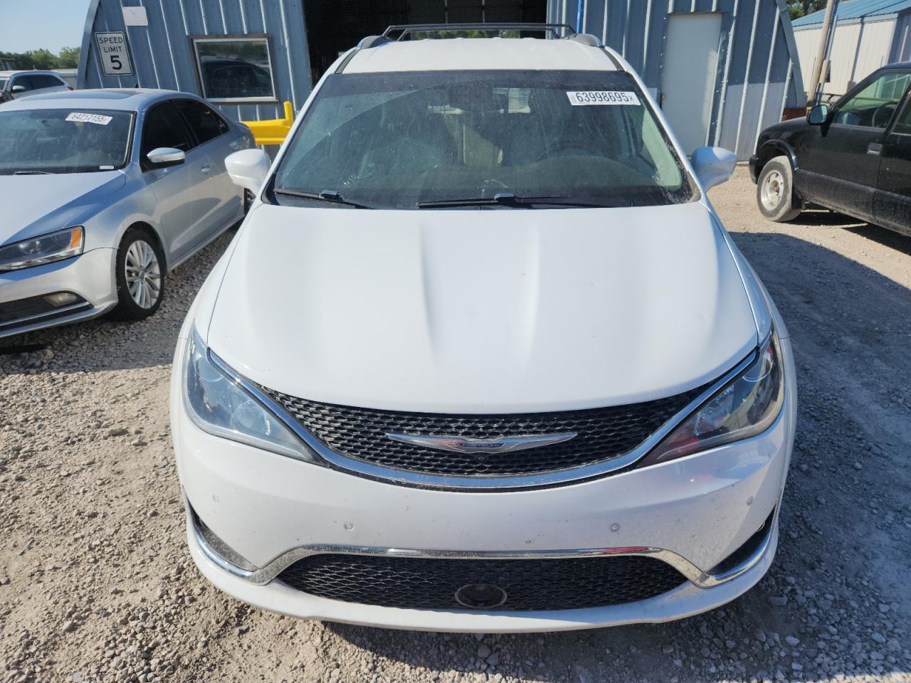 2017 Chrysler Pacifica Touring L Plus - Фото 5