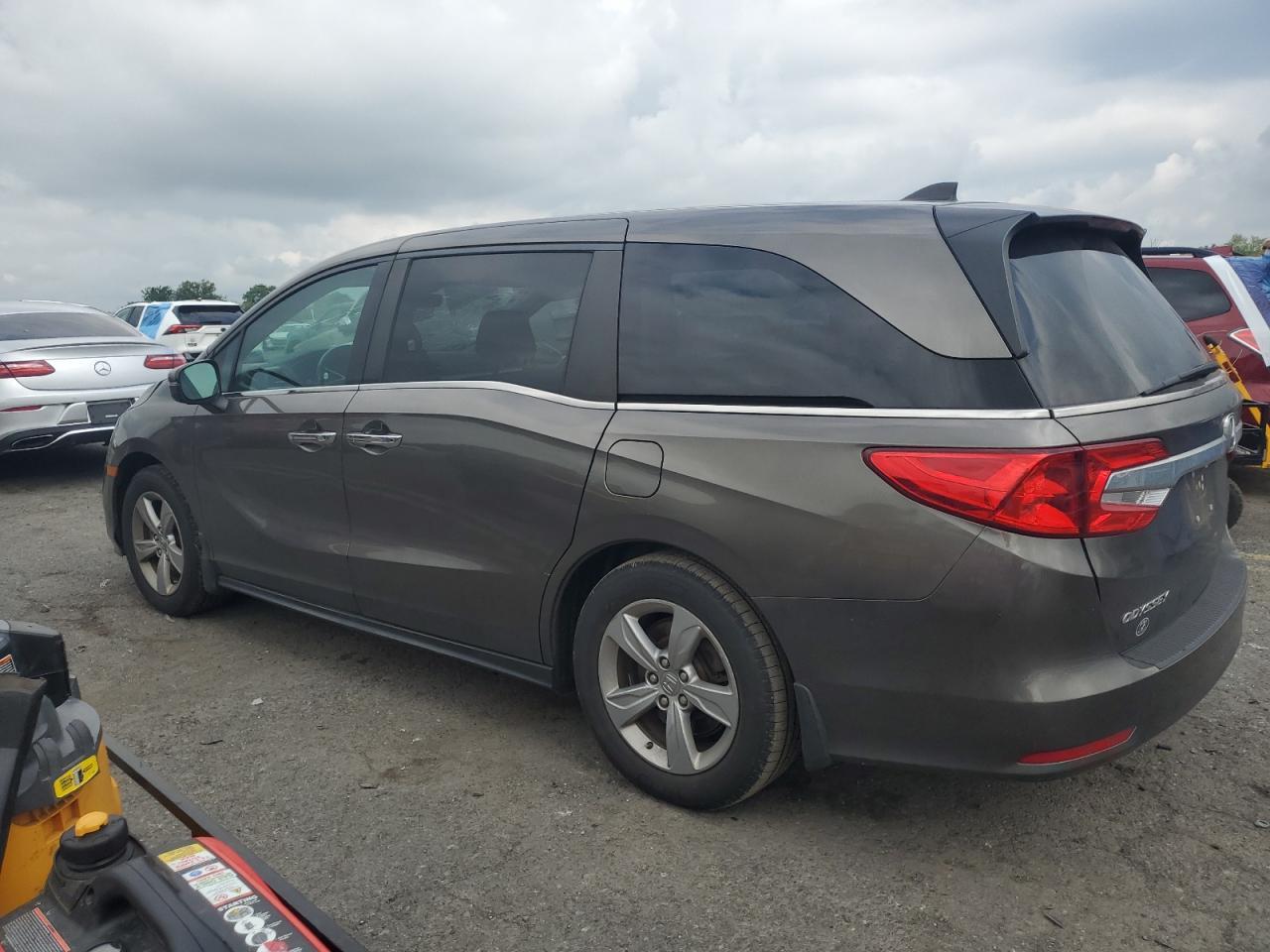 2018 Honda Odyssey Exl - Image 2