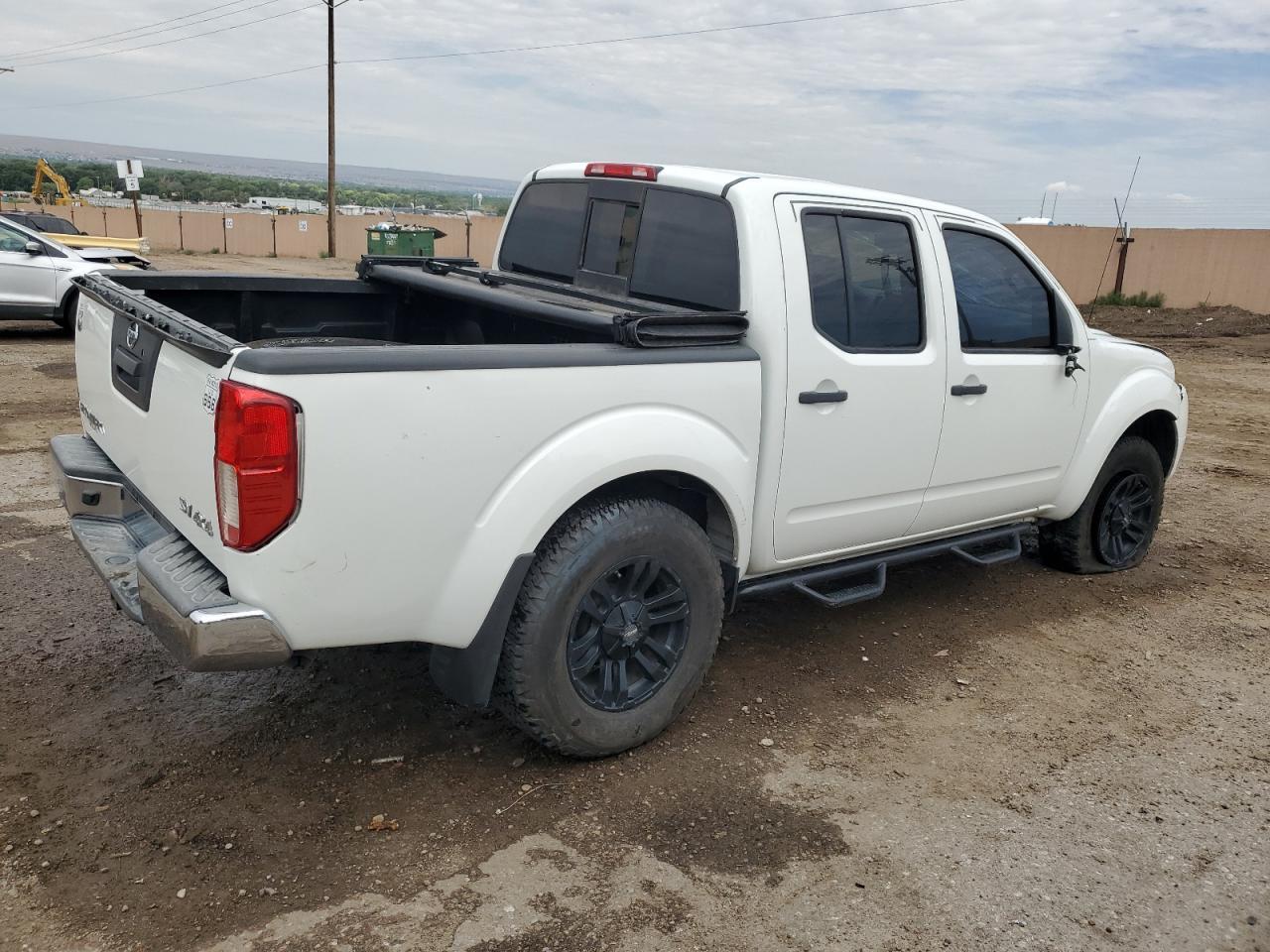 2016 Nissan Frontier Sv - Image 3