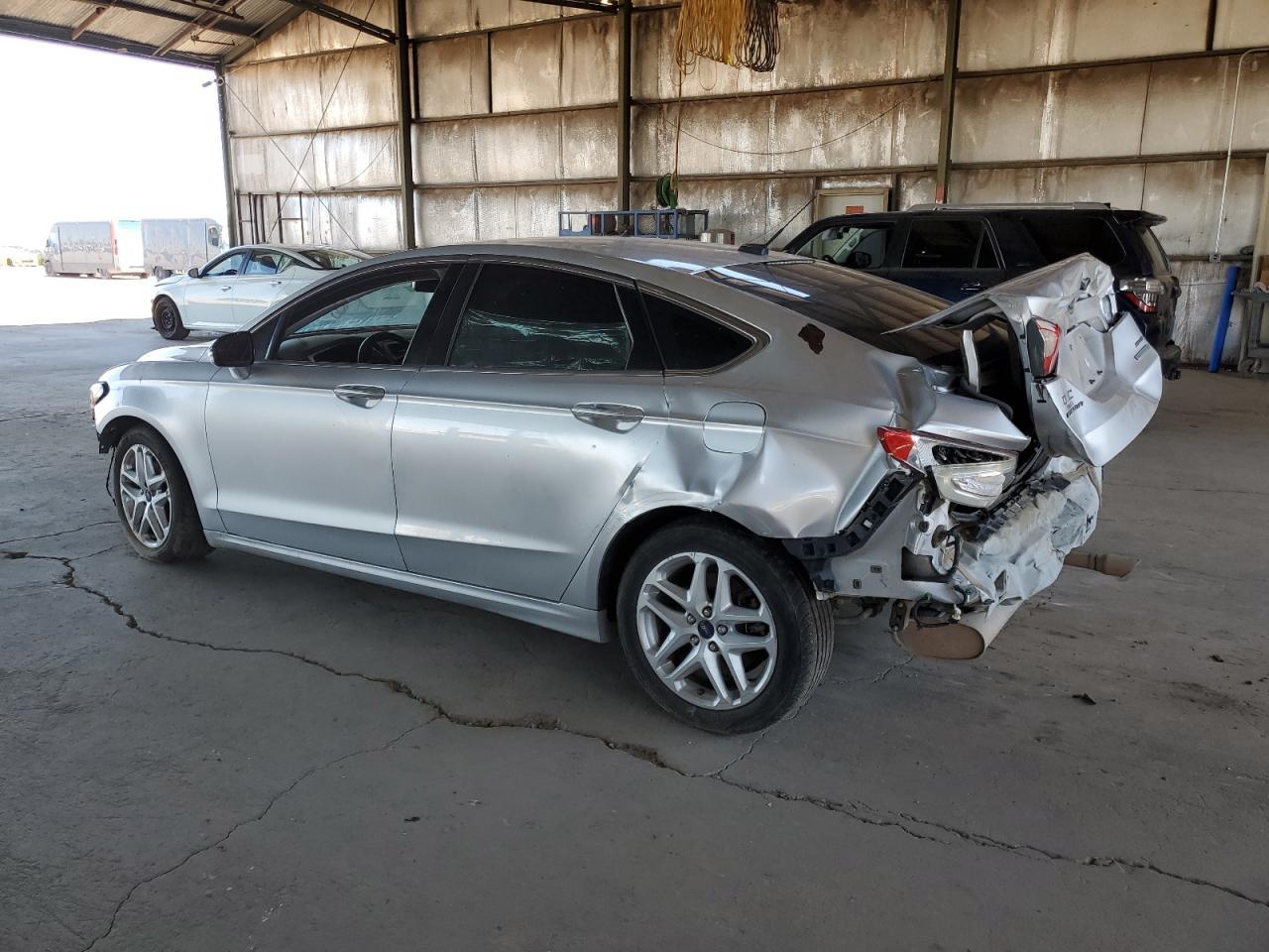 2016 Ford Fusion Se - Фото 2