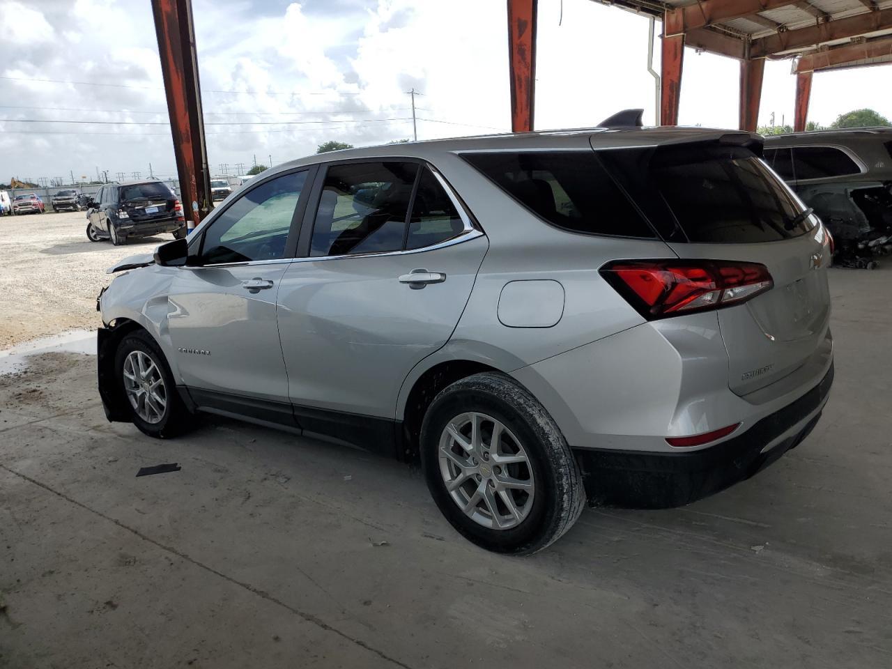 2022 Chevrolet Equinox Lt - Фото 2