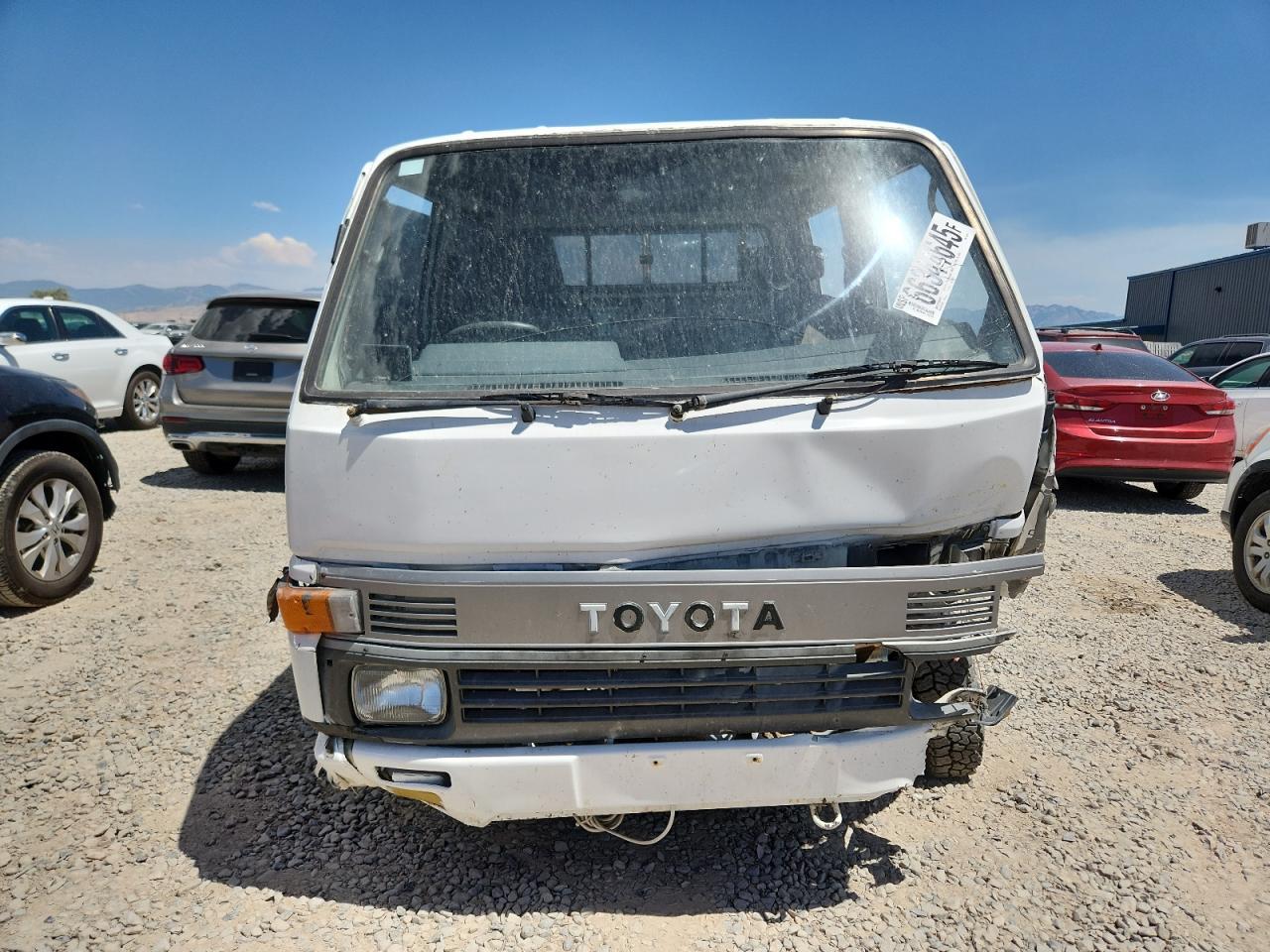 1993 Toyt Hiace - Image 5