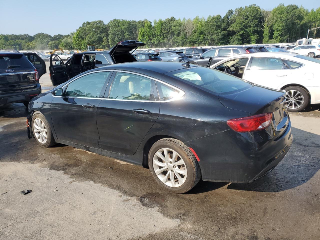 2015 Chrysler 200 C - Фото 2