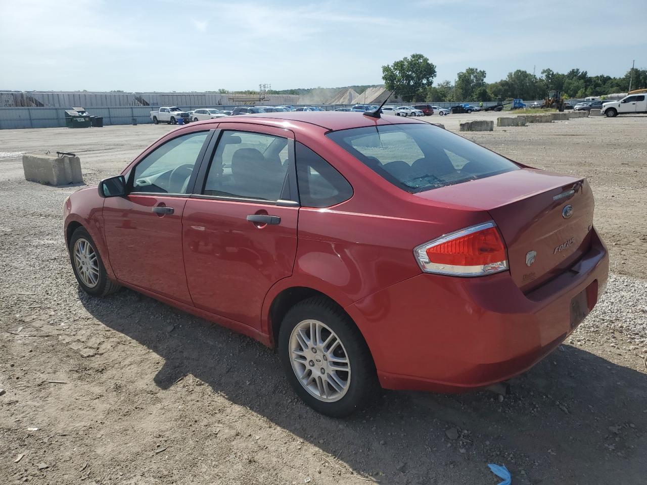 2010 Ford Focus Se - Фото 2