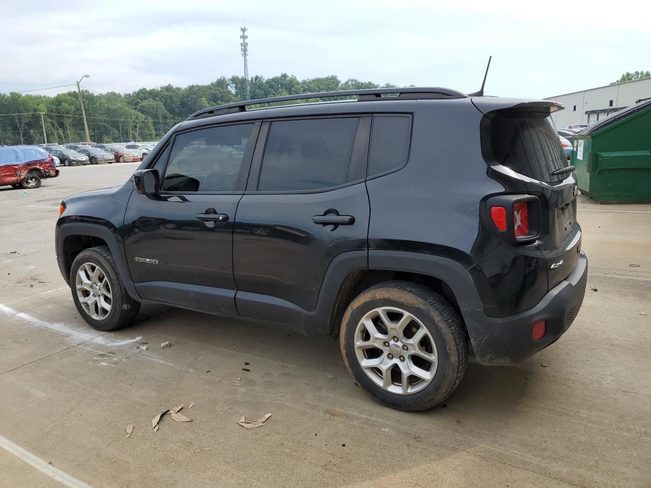 2018 Jeep Renegade Latitude - Image 2