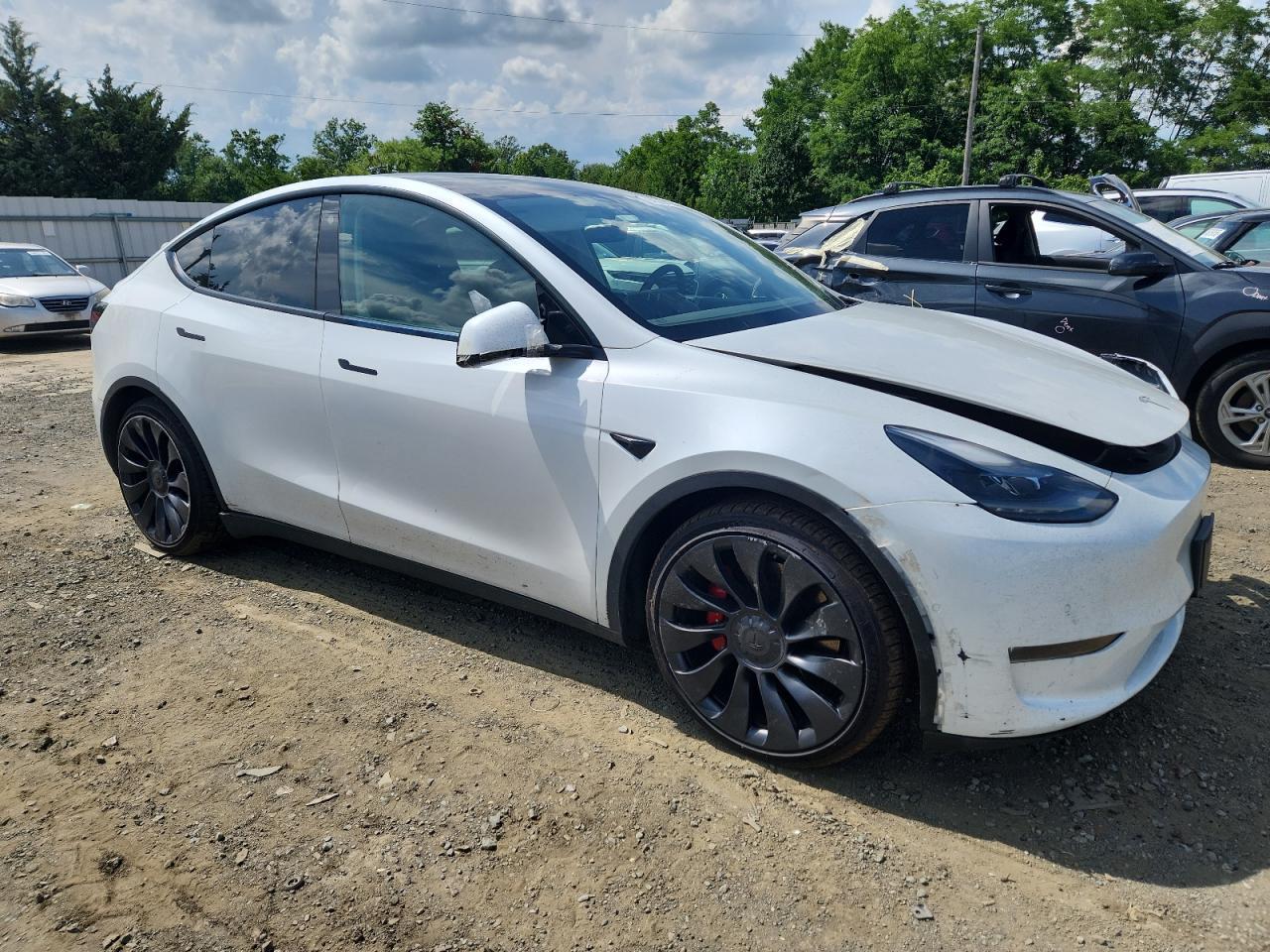 2022 Tesla Model Y - Image 4