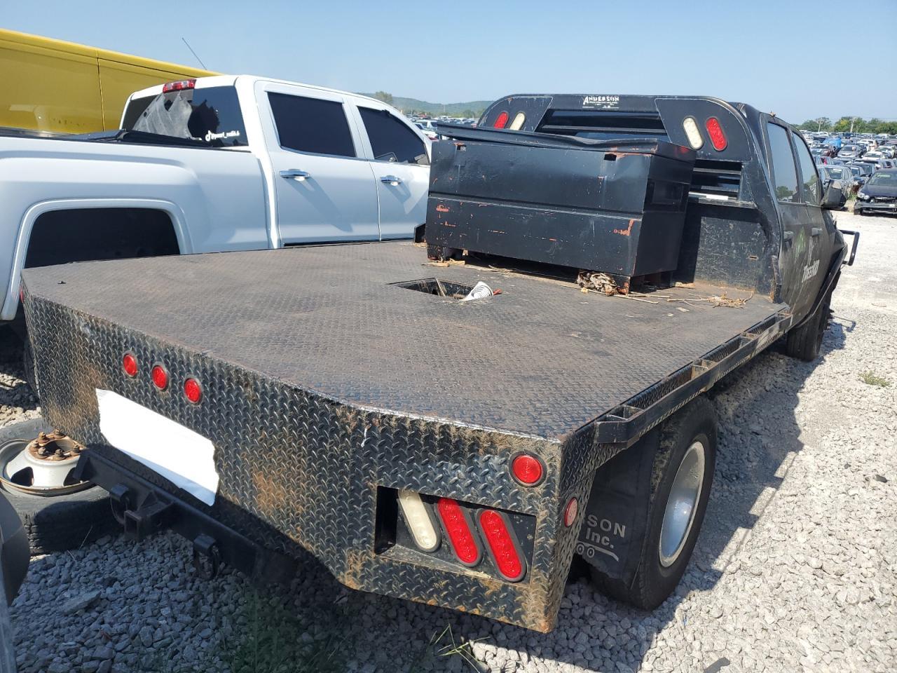 2015 Ram 3500 - Фото 3