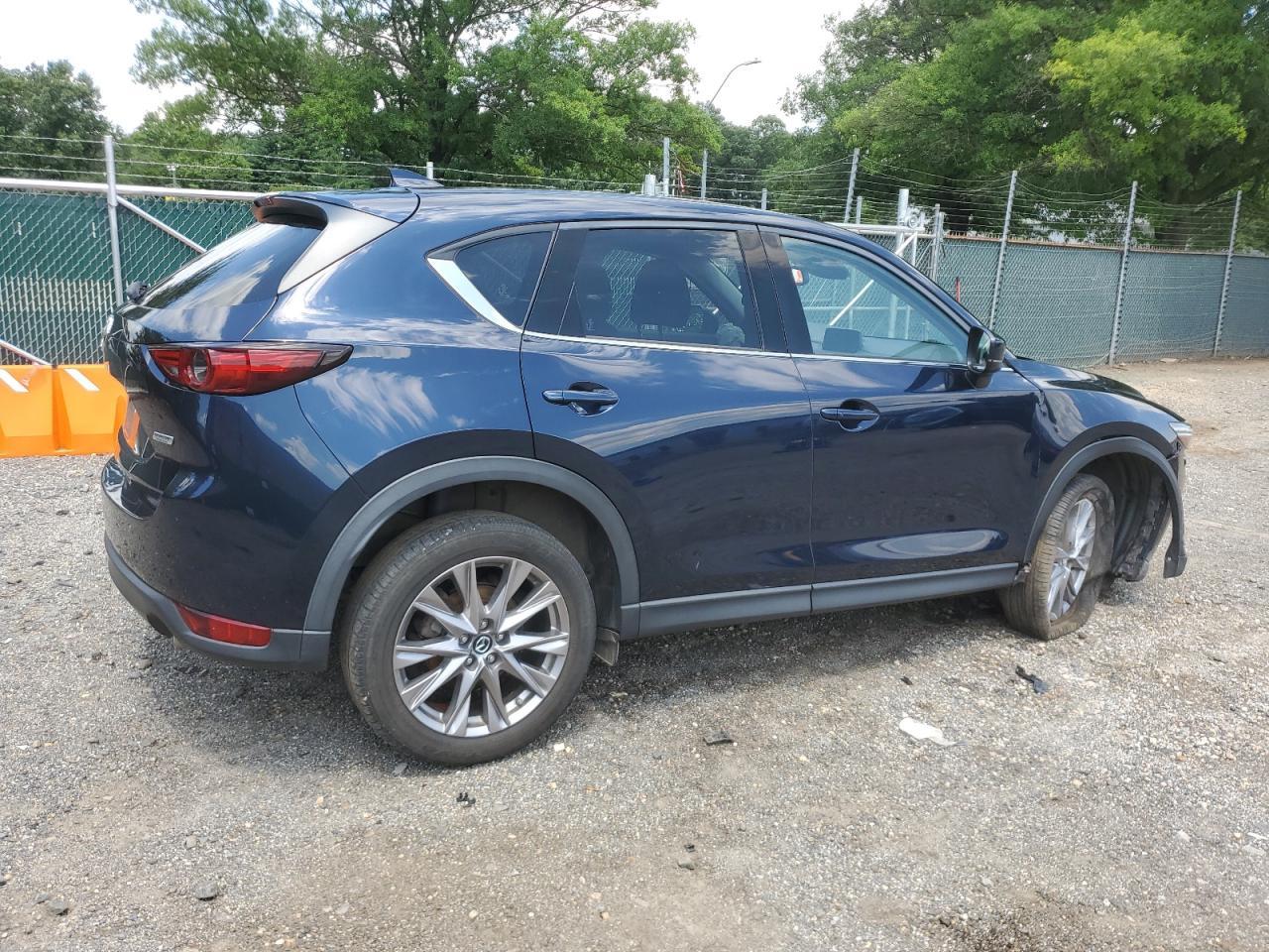 2019 Mazda Cx-5 Grand Touring - Image 3