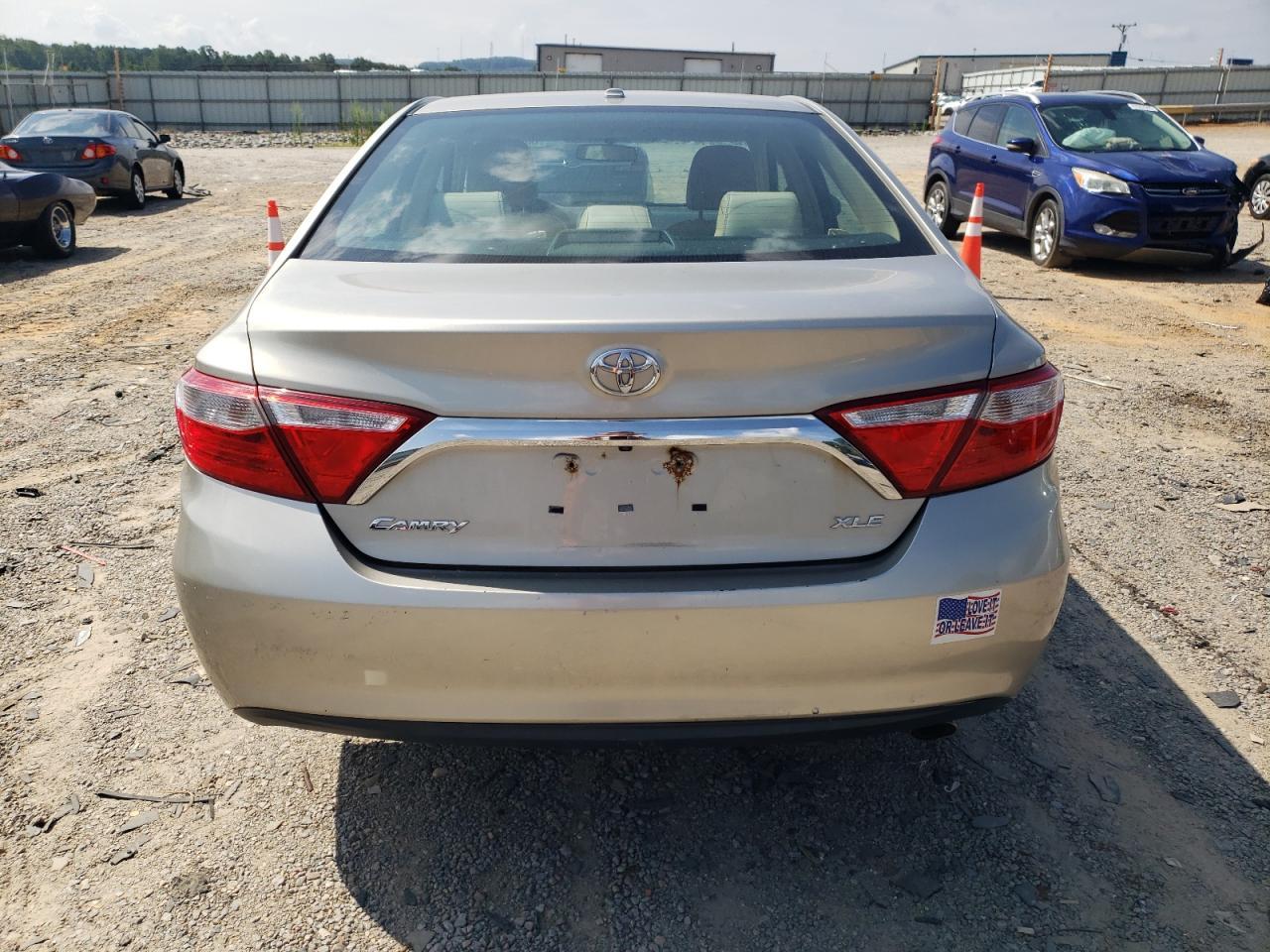 2015 Toyota Camry Le - Фото 6