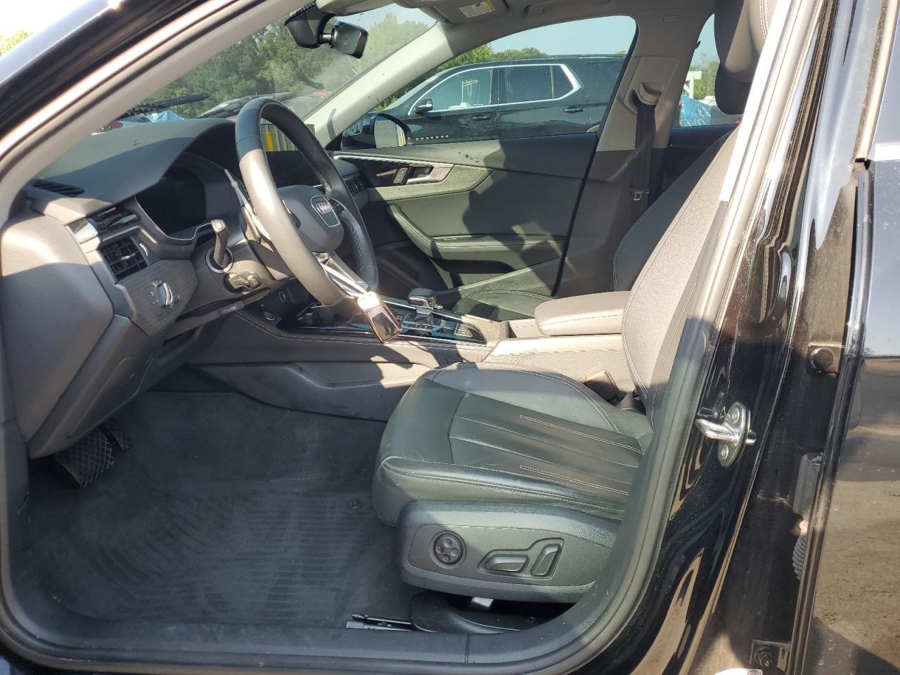 2021 Audi A4 Premium Plus 40 - Фото 7