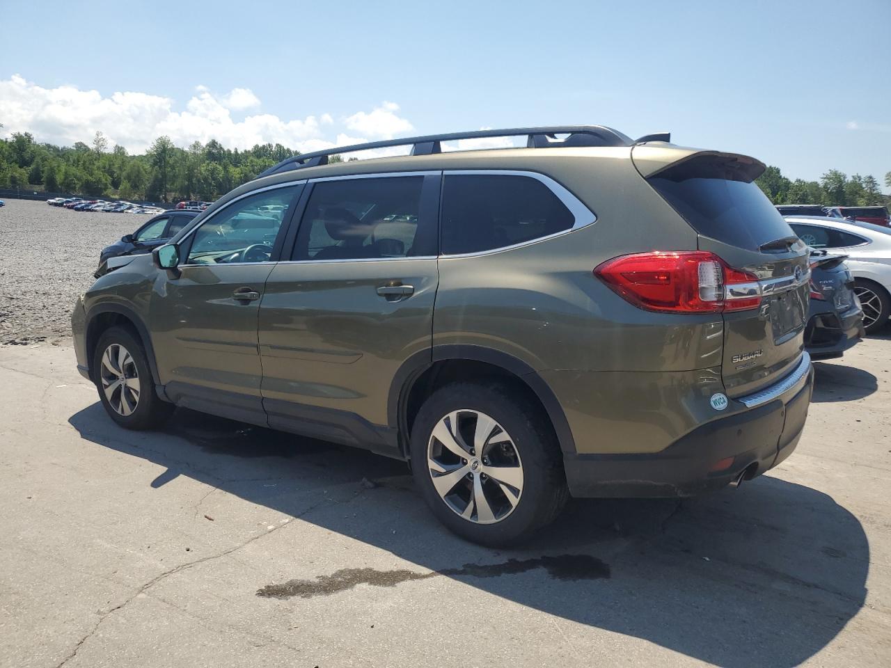 2022 Subaru Ascent Premium - Image 2