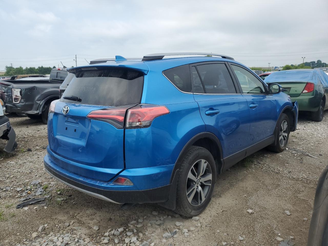 2018 Toyota Rav4 Adventure - Фото 3