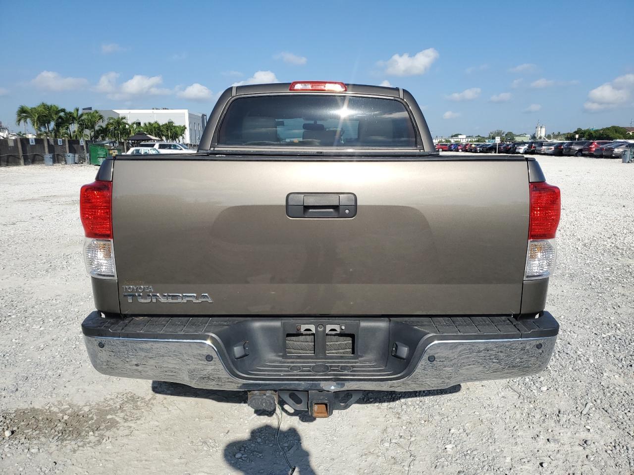 2011 Toyota Tundra Crewmax Limited - Image 6