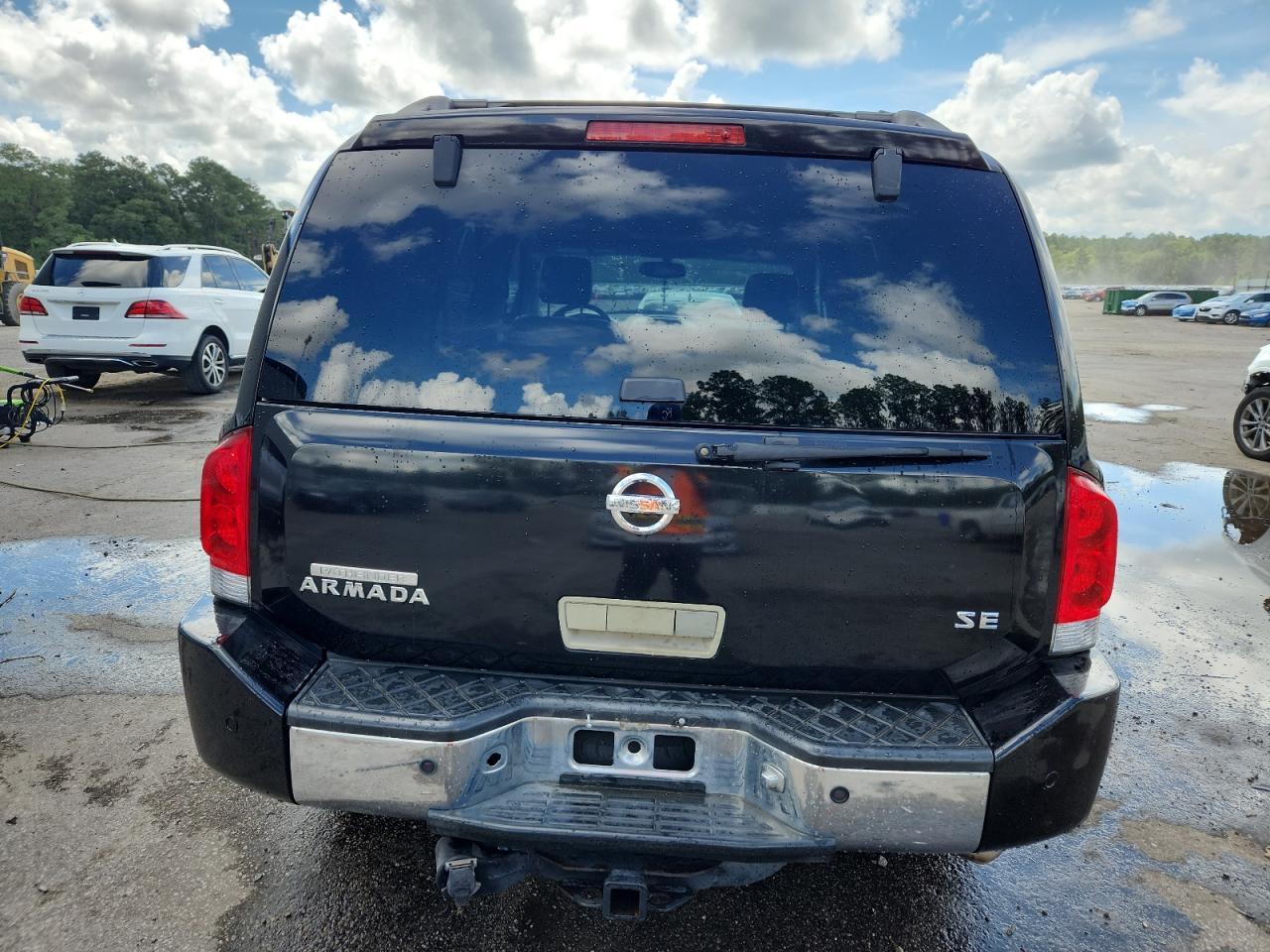 2004 Nissan Armada Se - Image 6