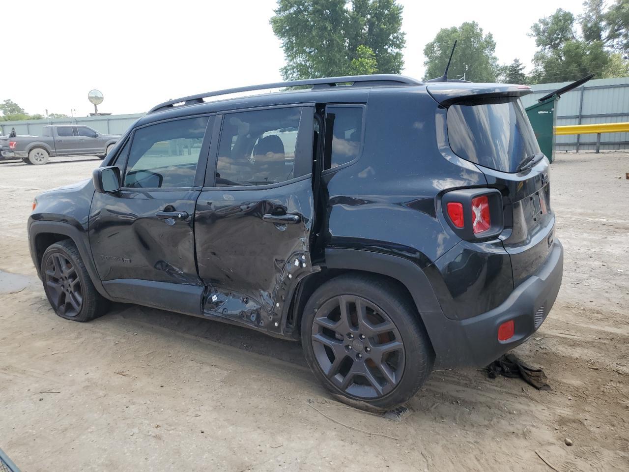 2021 Jeep Renegade Latitude - Фото 2