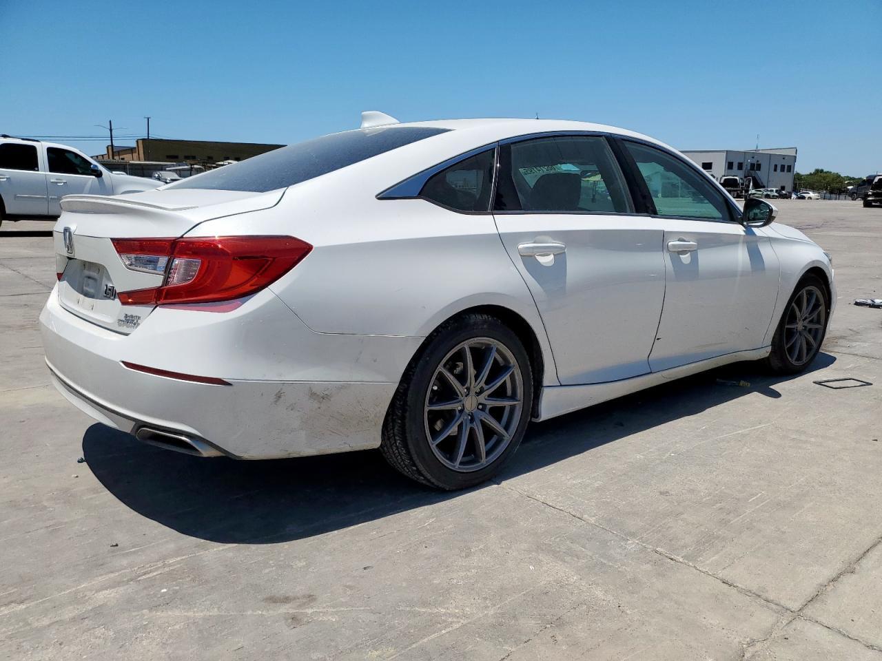 2020 Honda Accord Sport - Image 3