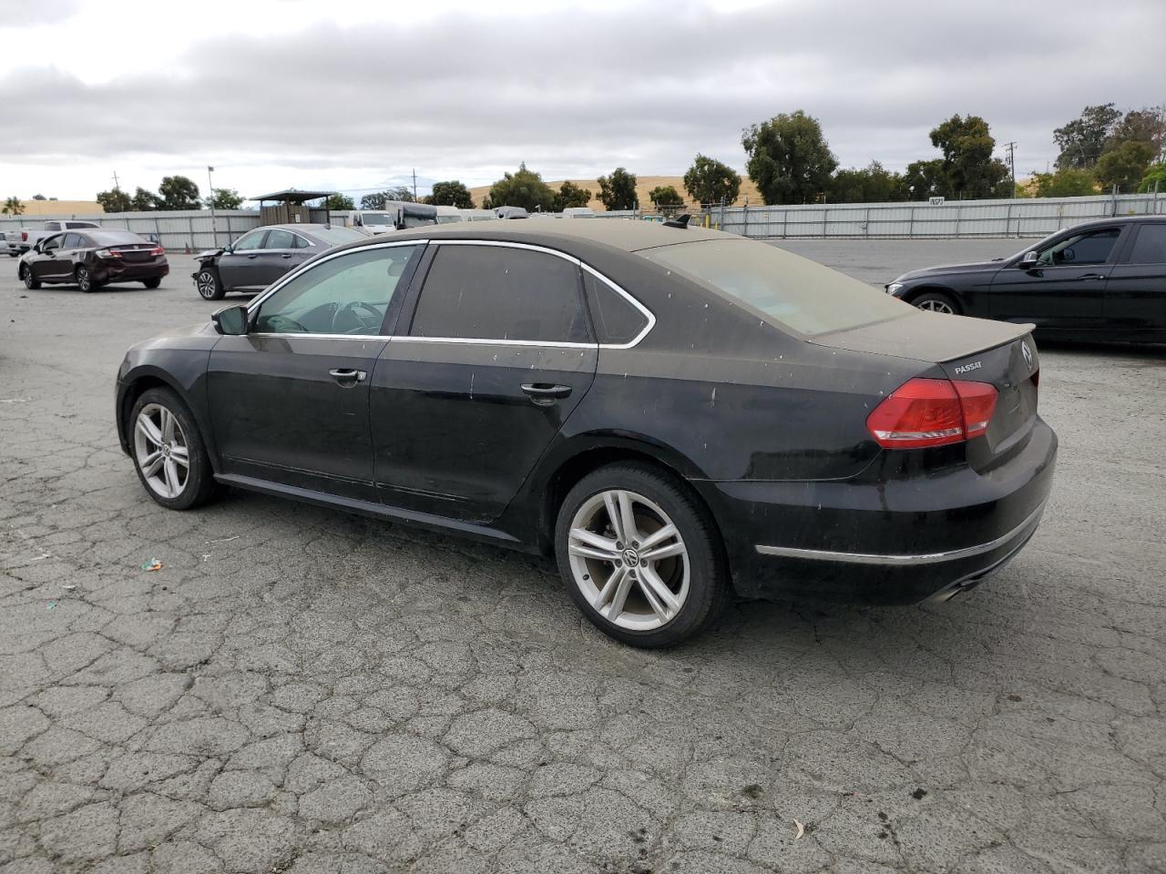 2013 Volkswagen Passat Se - Фото 2