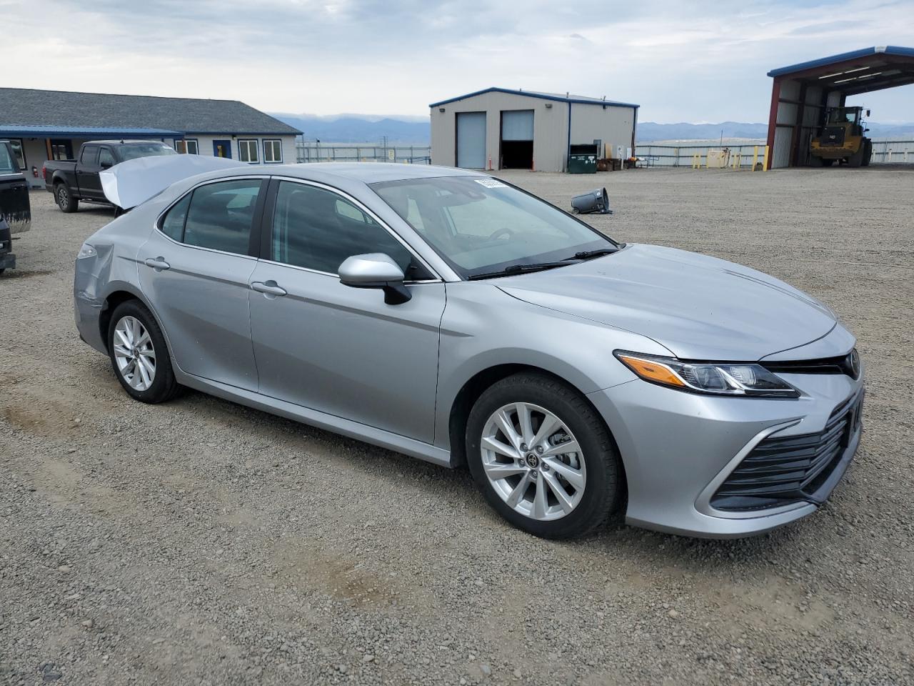 2023 Toyota Camry Le - Image 4