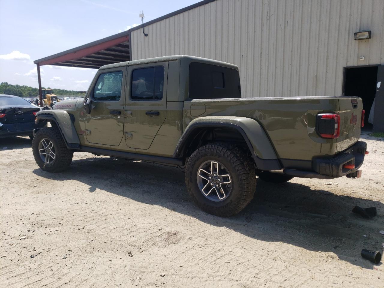2025 Jeep Gladiator Mojave - Фото 2