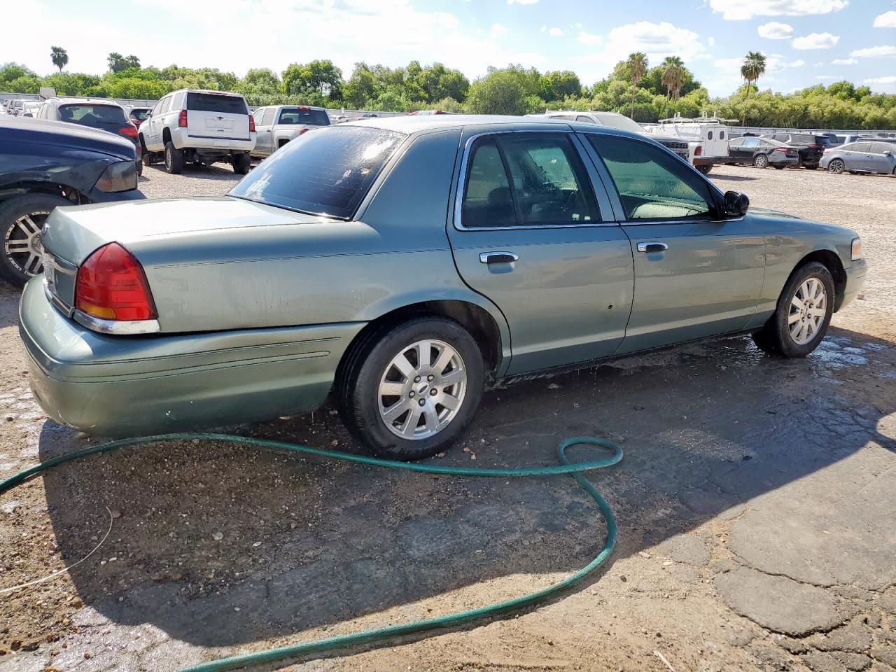 2006 Ford Crown Victoria Lx - Фото 3