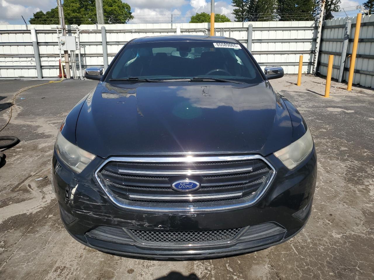 2015 Ford Taurus Limited - Фото 5