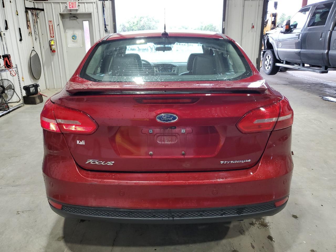 2017 Ford Focus Titanium - Фото 6